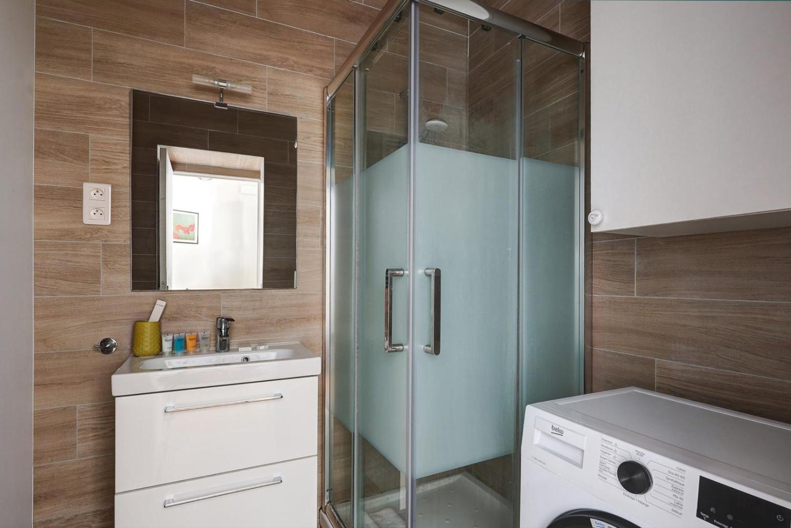 Appartement 338 Montmartre - Superb In Parijs